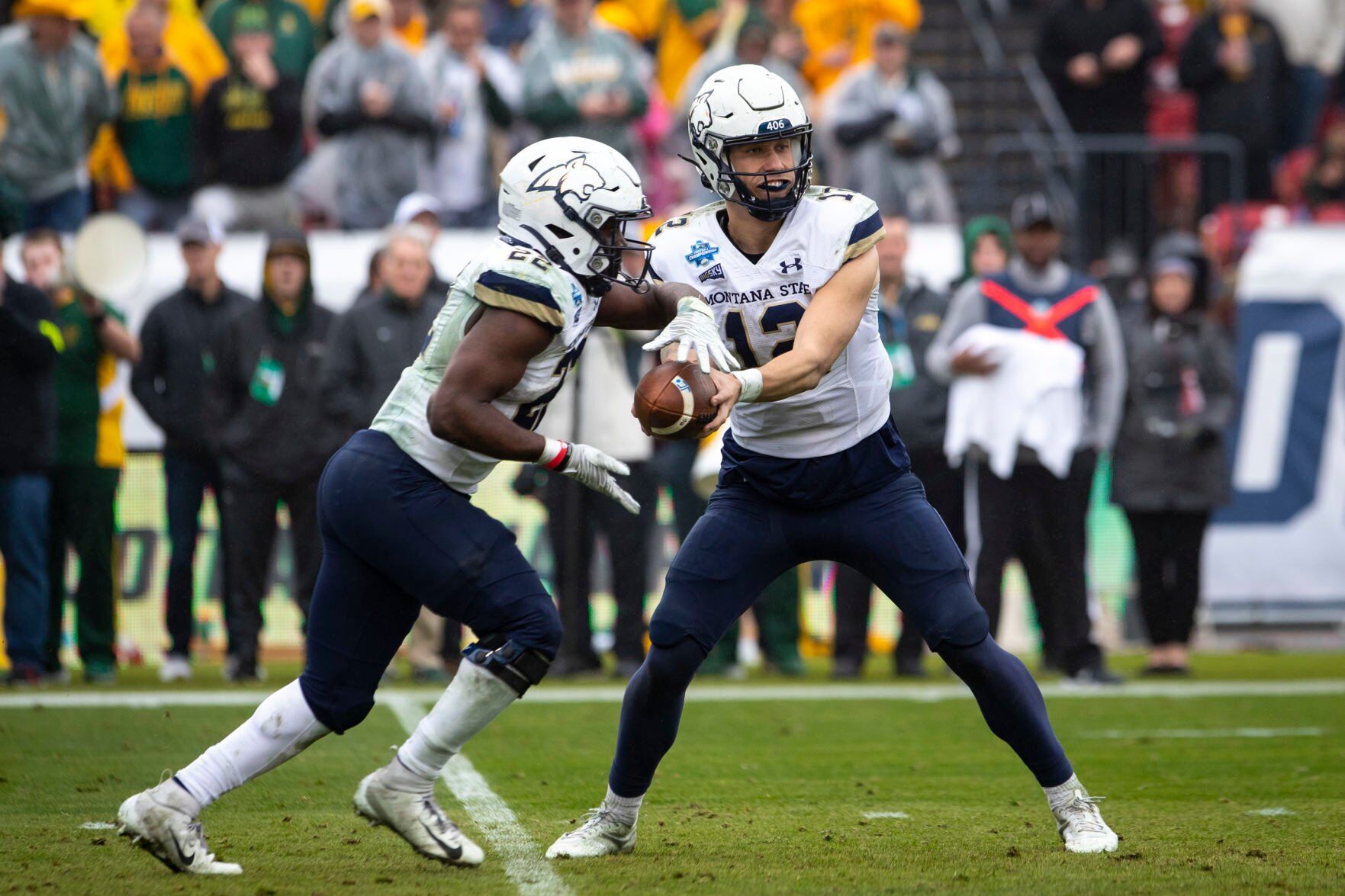 010822-spt-MSUvsNDSU63msc.jpg